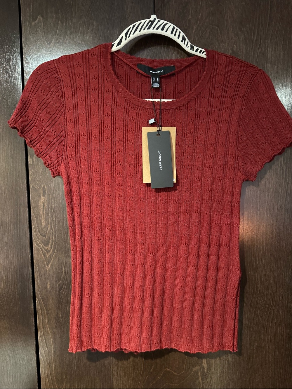 NWT. Vero Moda Wine Pointelle Lettuce Trim Top